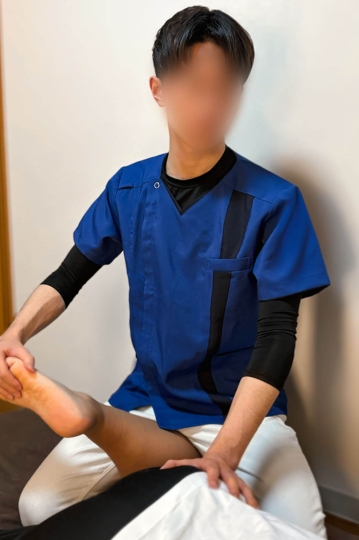 スタッフ円形サムネイル画像