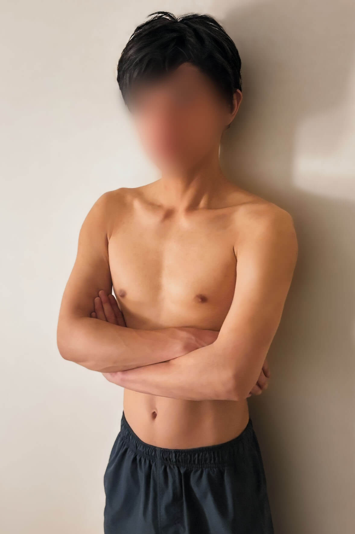 スタッフ円形サムネイル画像