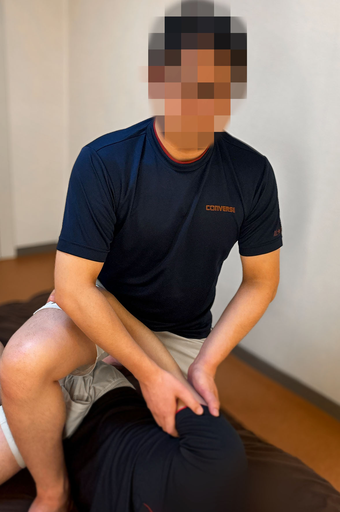 スタッフ円形サムネイル画像