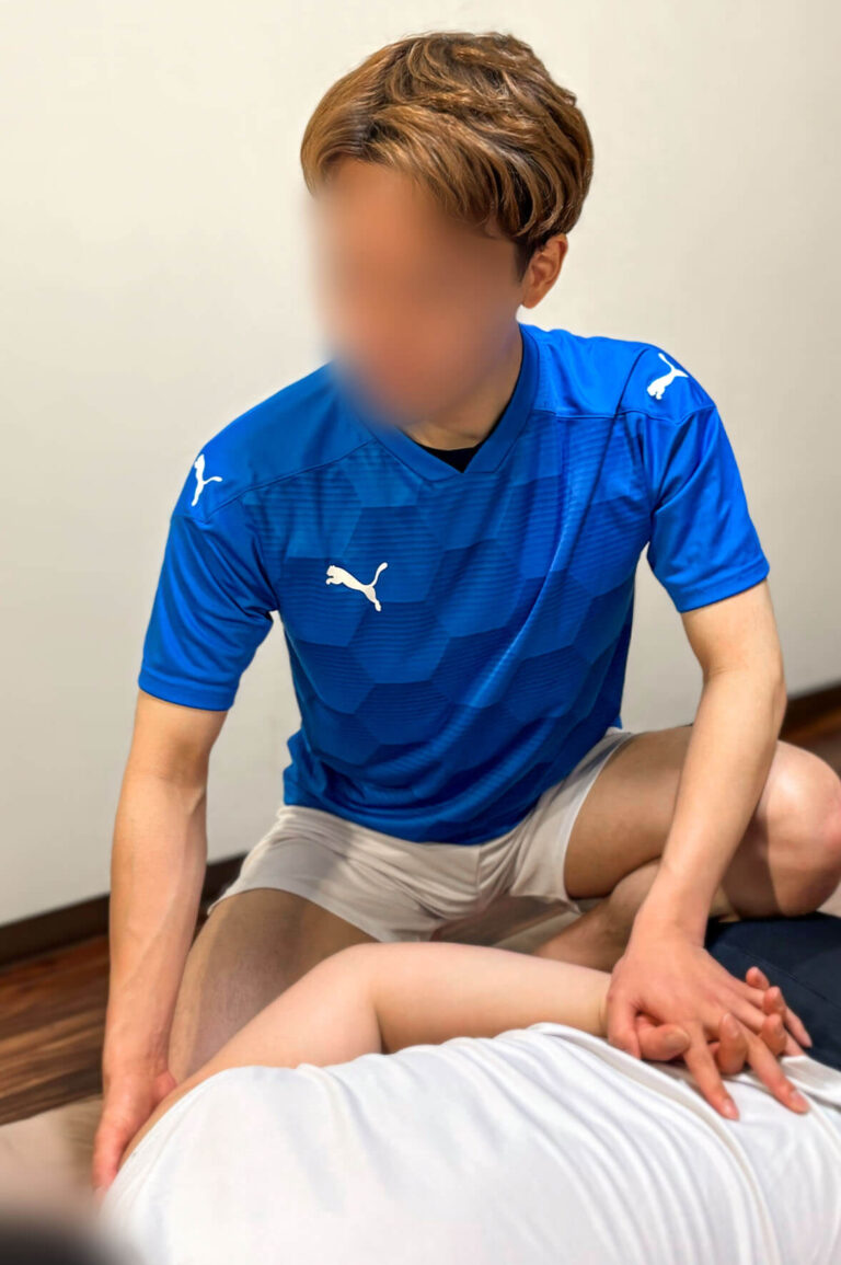 三越 健